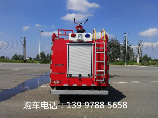 四驱消防车   福田2.5吨消防车  （国六）