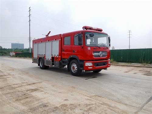 东风D9水罐消防车 6.8吨（国六）