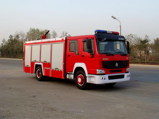 江特牌JDF5190GXFPM70Z型泡沫消防车