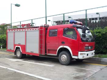 东风多利卡泡沫消防车（3.5吨）